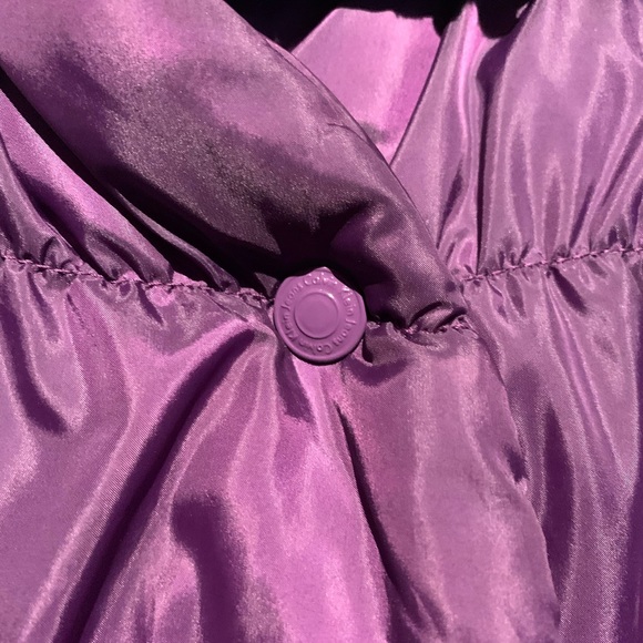 Calvin Klein Puffer Vest - Picture 5 of 12